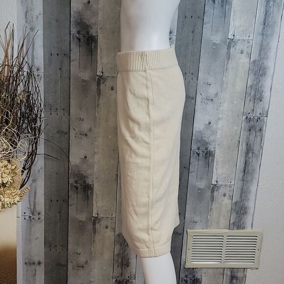 Vero Moda Korea Pencil Skirt In Birch - Picture 3 of 8